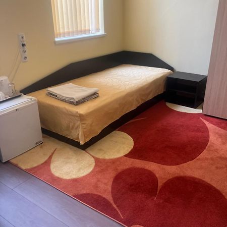 Hostel Rayska Yabalka Varna Extérieur photo